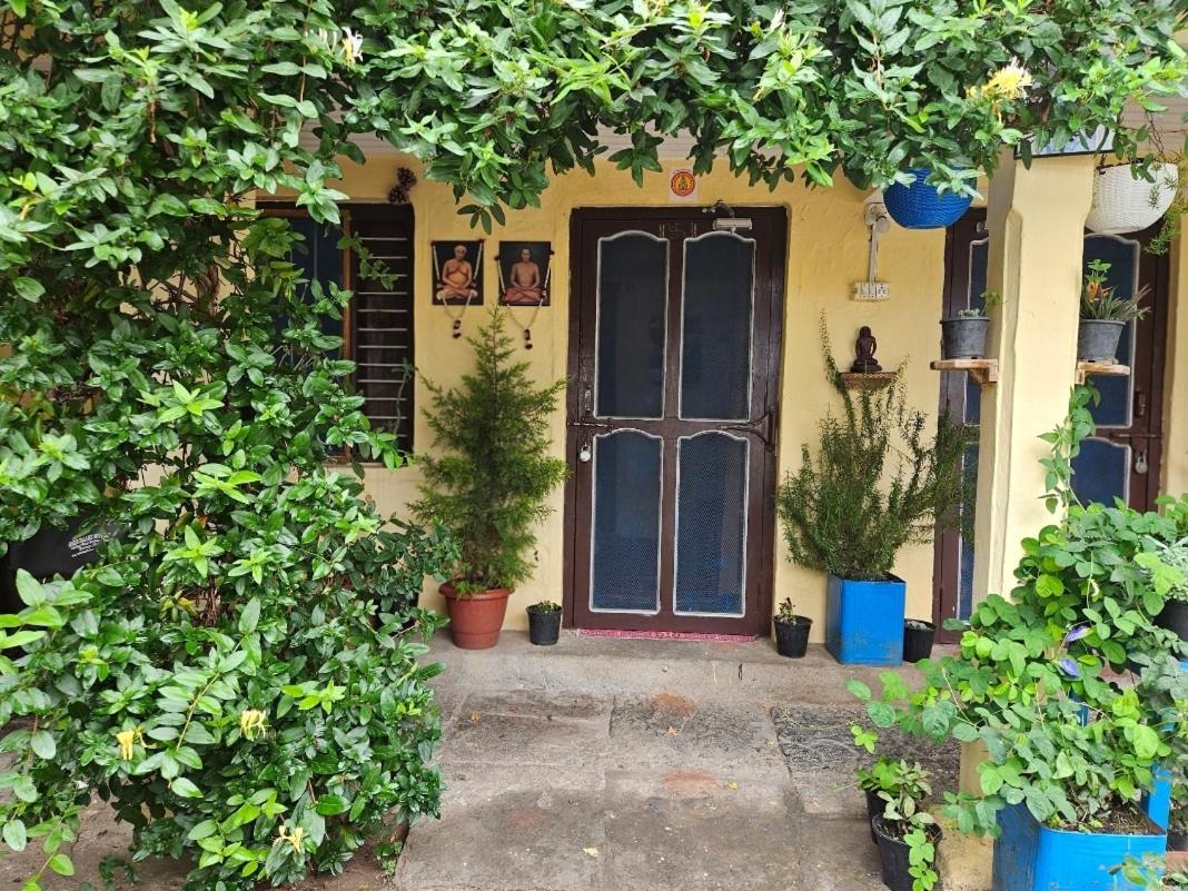 Katyuri Kings Divine Stay- Babaji'S Cave Dwarahat Extérieur photo