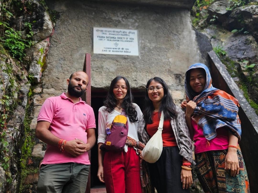 Katyuri Kings Divine Stay- Babaji'S Cave Dwarahat Extérieur photo