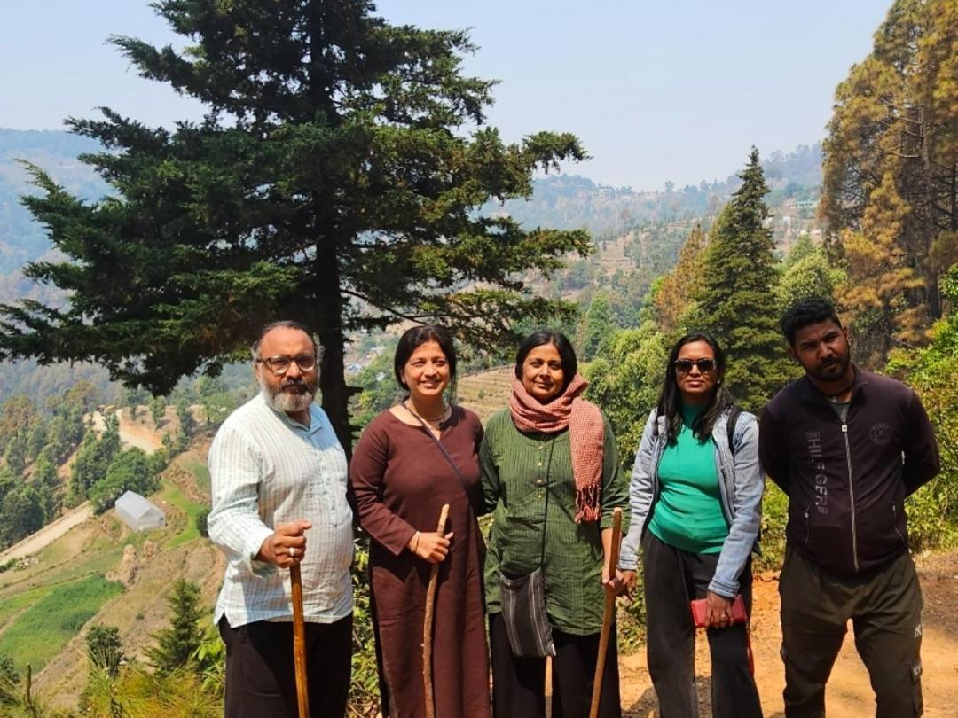Katyuri Kings Divine Stay- Babaji'S Cave Dwarahat Extérieur photo